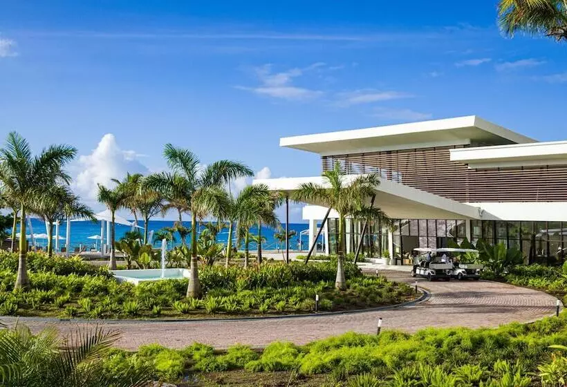 هتل Sonesta Ocean Point Resort  All Inclusive   Adults Only