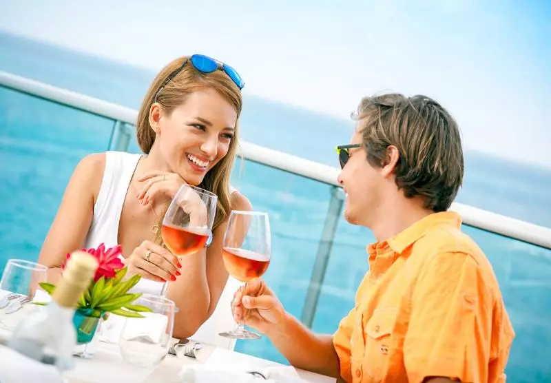 هتل Sonesta Ocean Point Resort  All Inclusive   Adults Only