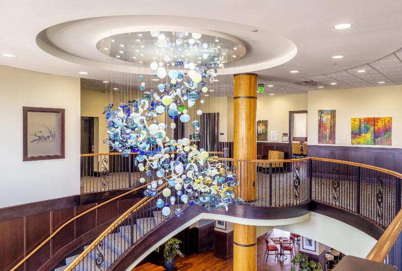 فندق The Inn At Harbor Shores