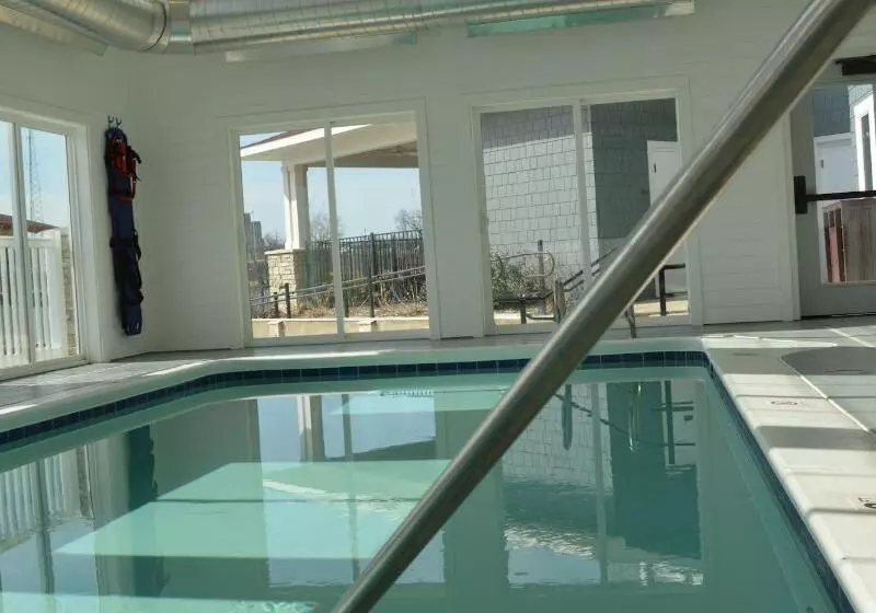 Hotel The Inn At Harbor Shores