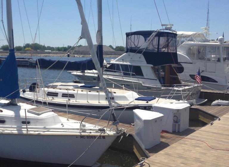 فندق The Inn At Harbor Shores