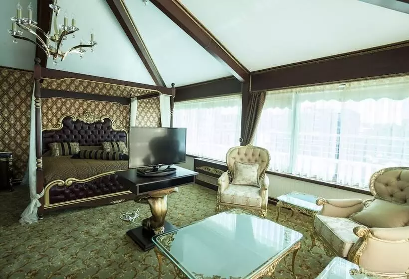 Hotel Vivaldi Ce Gold