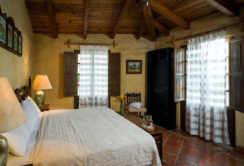 بنسيون Casona De Manzano