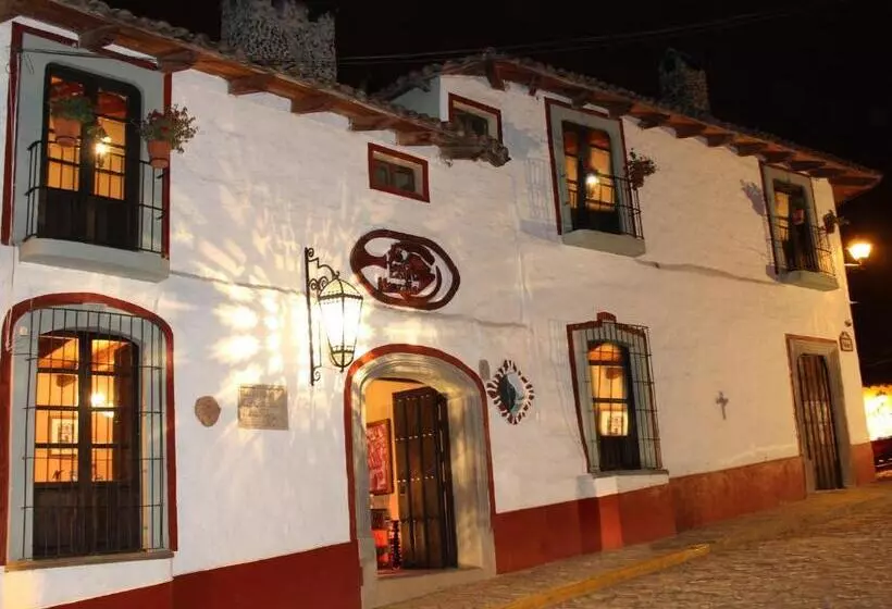 Pansiyon Casona De Manzano