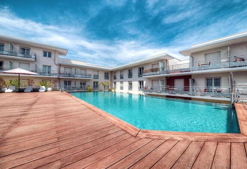 إقامة Comfort Aparthotel Antibes Le Maestria