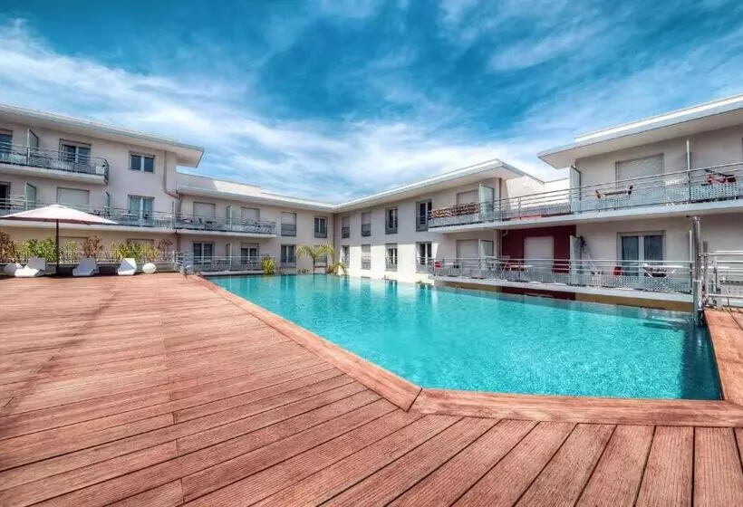 إقامة Comfort Aparthotel Antibes Le Maestria