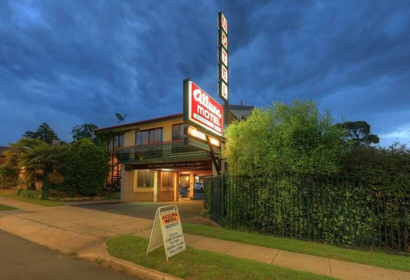 Alluna Motel
