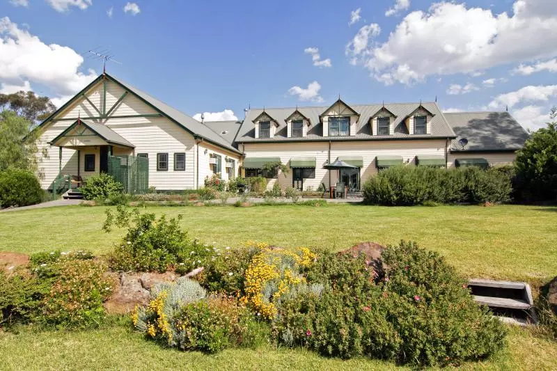 ベッドアンドブレックファースト Melba Lodge