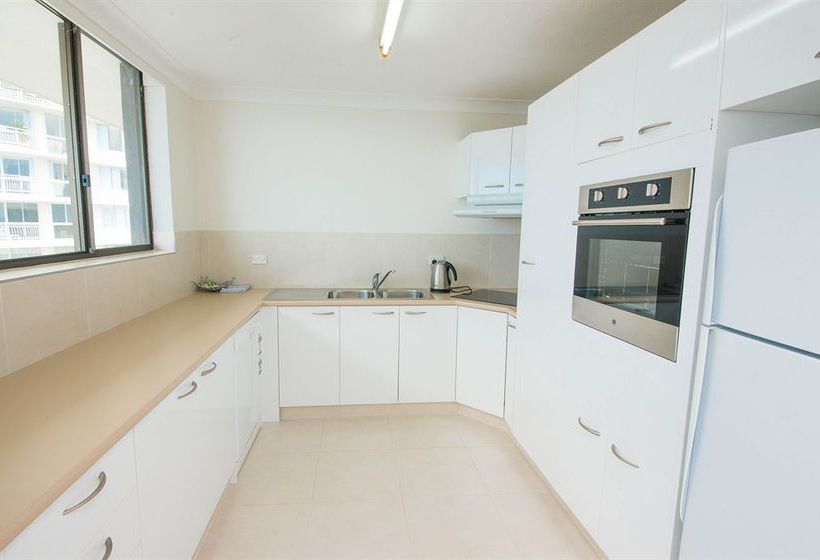 Broadwater Shores Waterfront Apartments