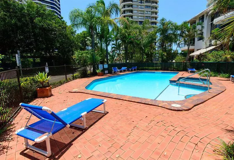 Broadwater Shores Waterfront Apartments