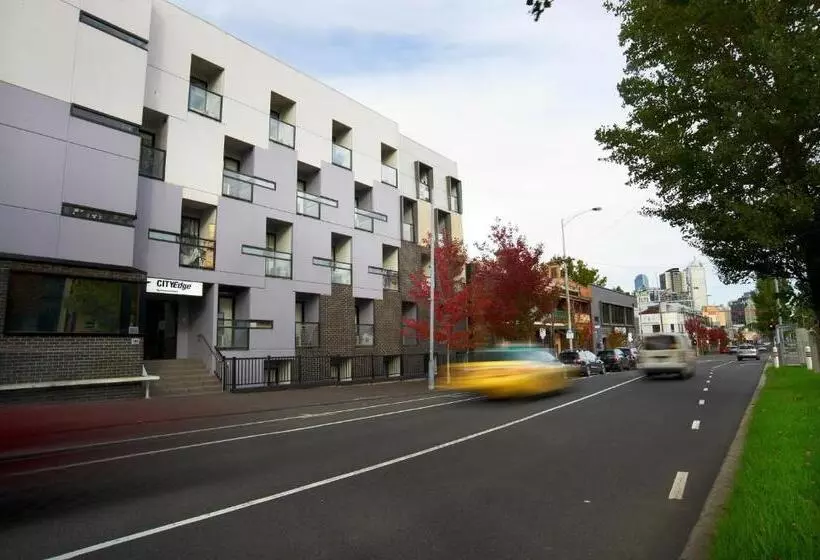 City Edge North Melbourne Apartment