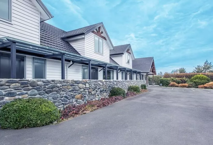Hanmer Apartments