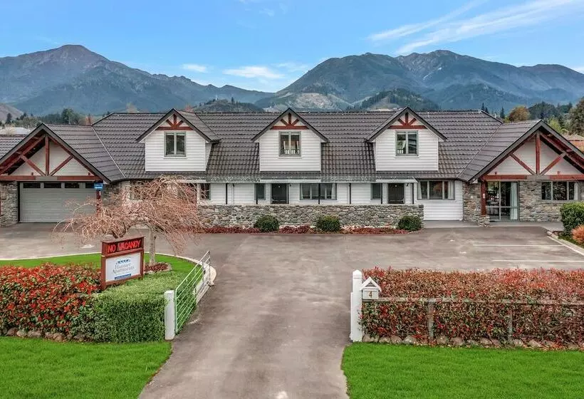 Hanmer Apartments