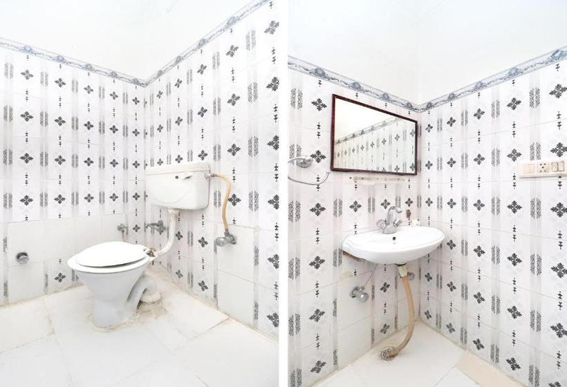 호텔 Abhi International