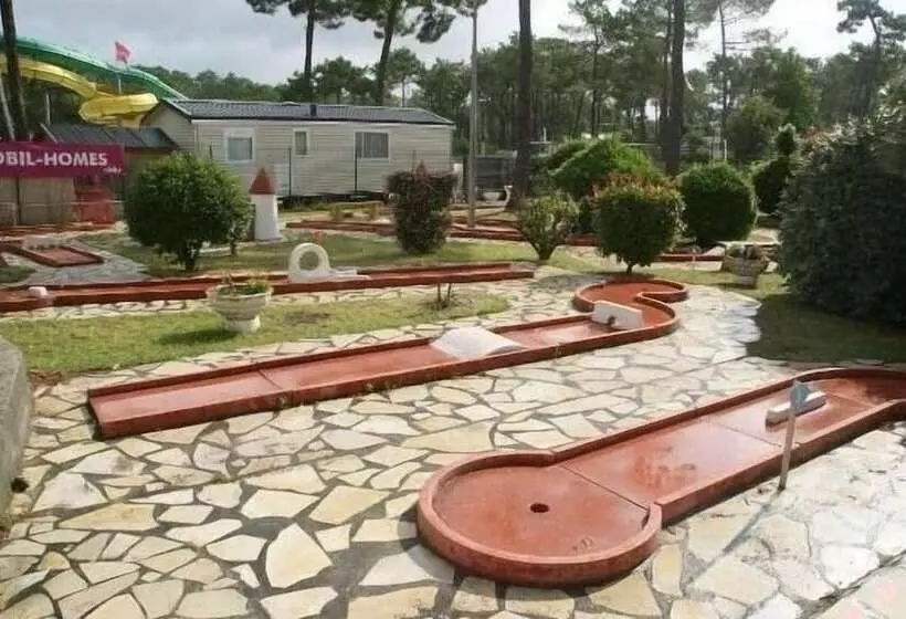 Otel Boost Locamobil 17 Bonne Anse Plage