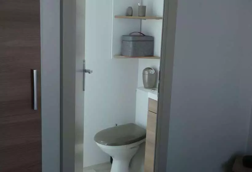 Otel Boost Locamobil 17 Bonne Anse Plage