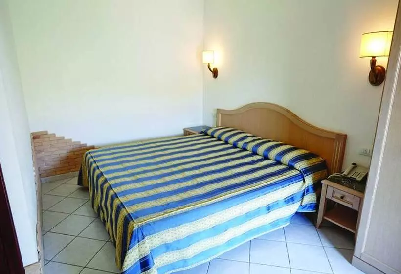 Отель Cala Mirto