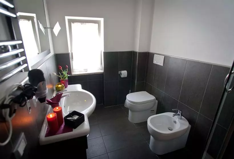 هتل The Victory Suite