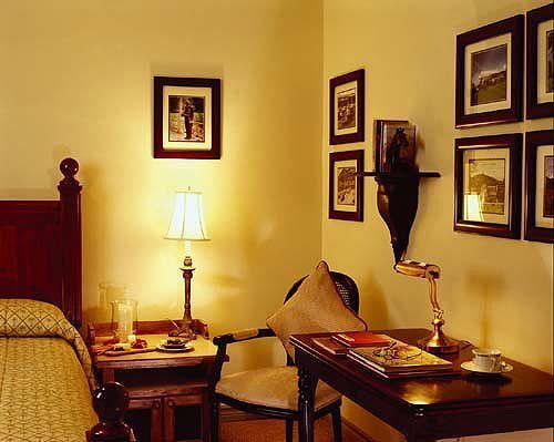 هتل Coblentz Inn Boutique