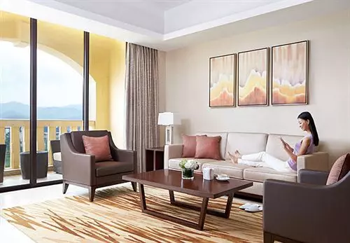 בית מלון כפרי Courtyard By Marriott Boluo