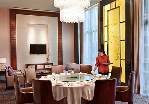 בית מלון כפרי Courtyard By Marriott Boluo