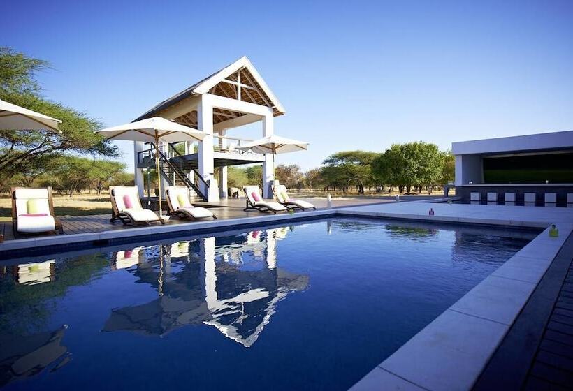 فندق Emanya At Etosha Game Lodge