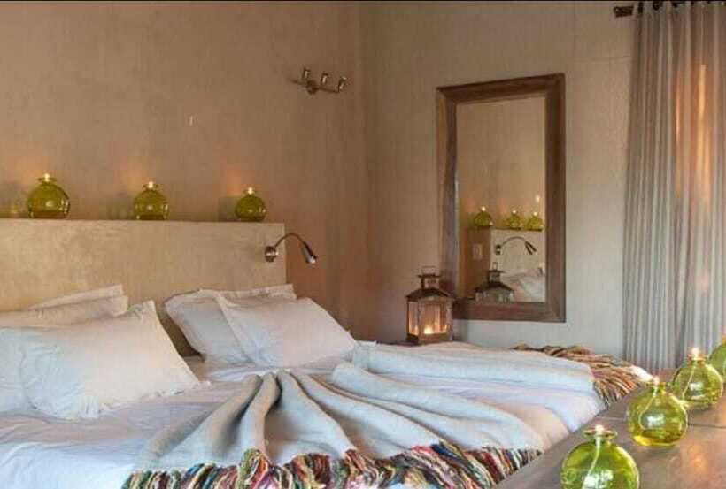 فندق Emanya At Etosha Game Lodge