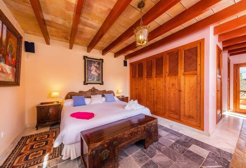 هتل Es Revellar Art Resort  Adults Only