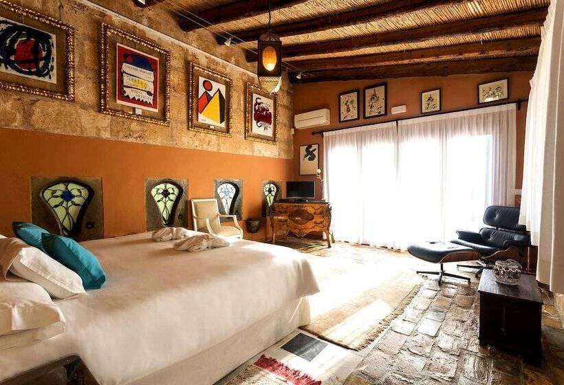 هتل Es Revellar Art Resort  Adults Only