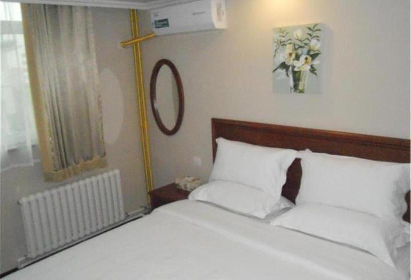 בית מלון כפרי Tuke China Light House