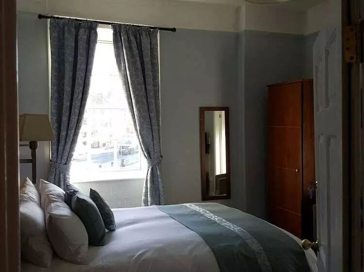 Hotell The Greyhound