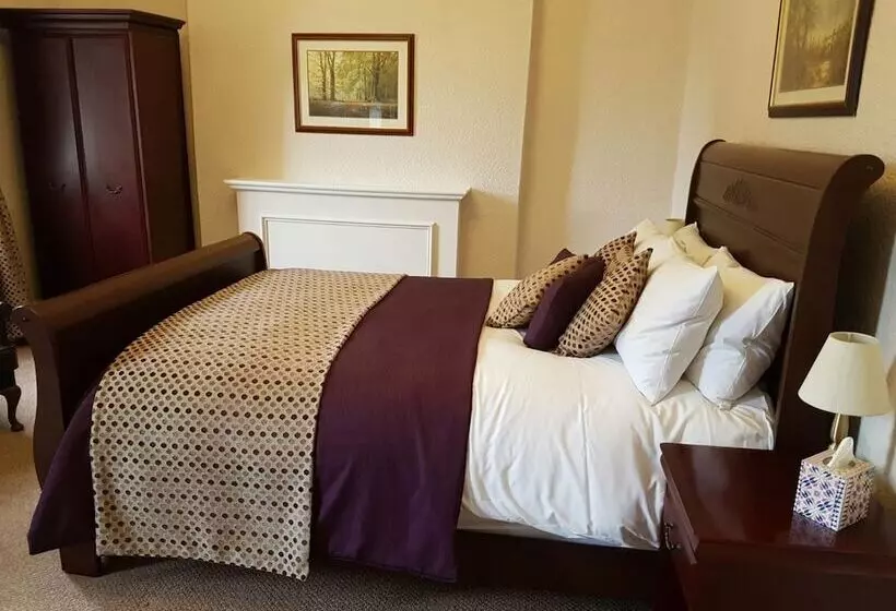 Hotell The Greyhound