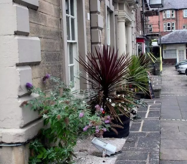 Hotell The Greyhound