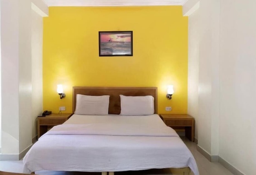 호텔 Himalaya Haridwar @ Har Ki Pauri Road