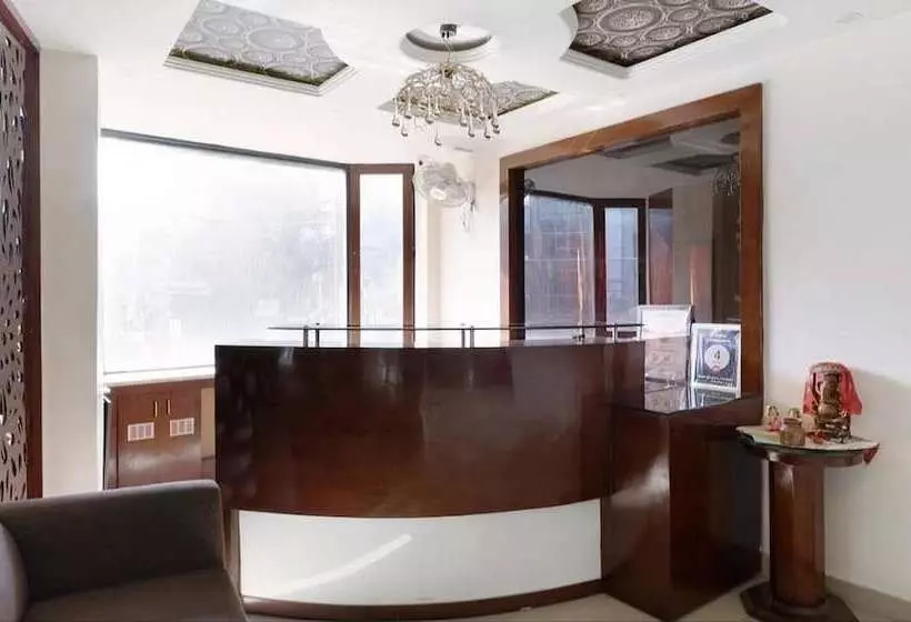 Отель Himalaya Haridwar @ Har Ki Pauri Road