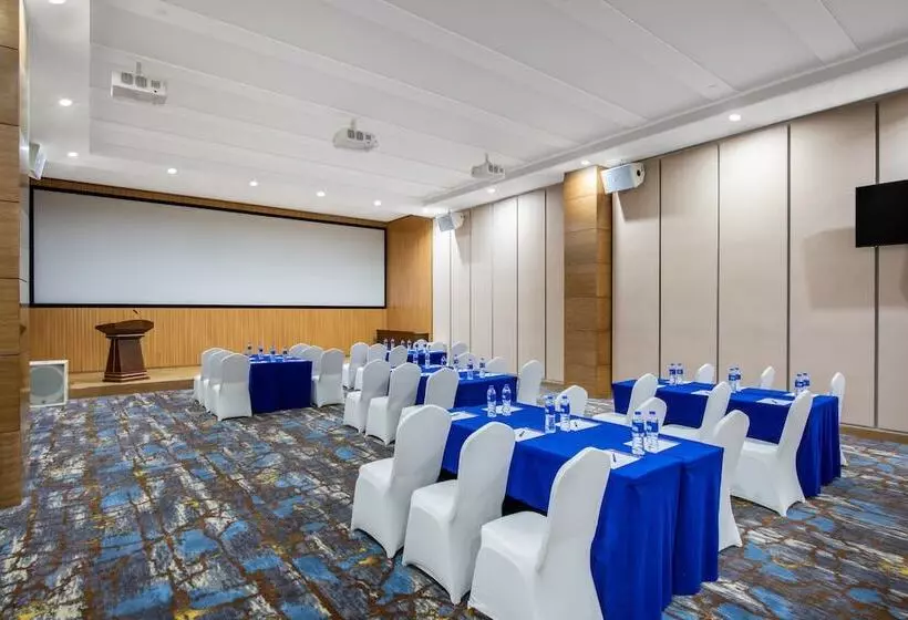 酒店 Holiday Inn Express Ordos Dongsheng, An Ihg