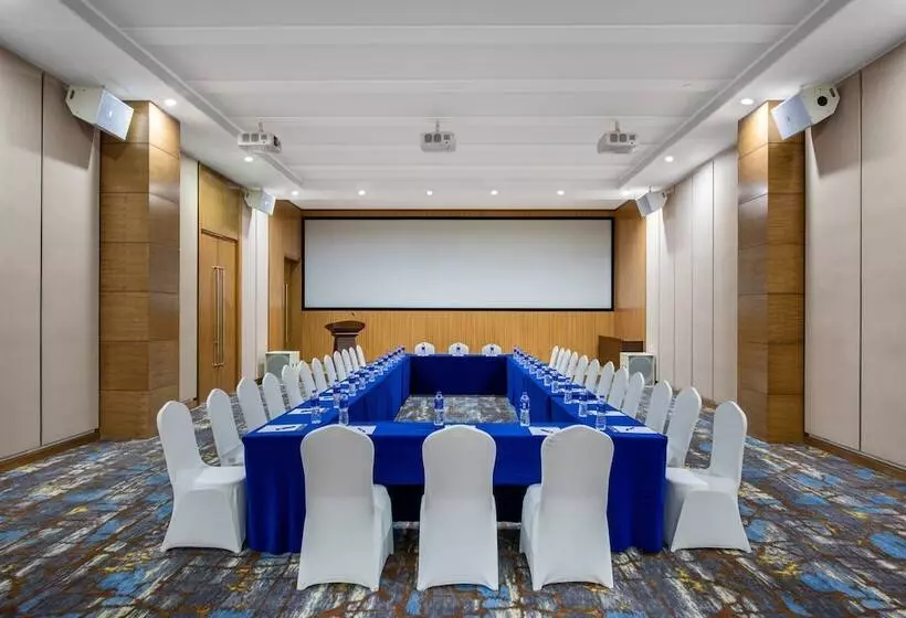 酒店 Holiday Inn Express Ordos Dongsheng, An Ihg