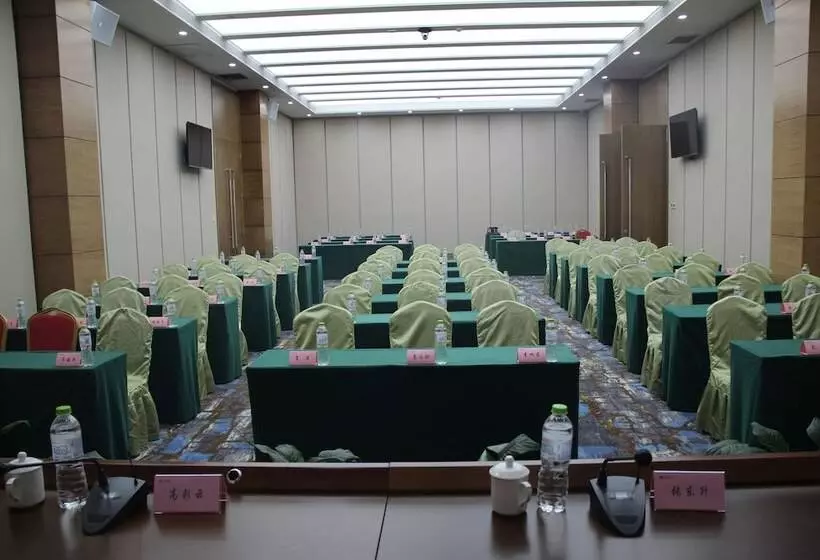 酒店 Holiday Inn Express Ordos Dongsheng, An Ihg