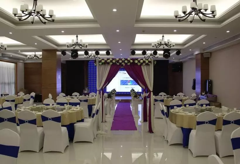 酒店 Holiday Inn Express Ordos Dongsheng, An Ihg