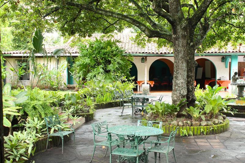 Hotel La Posada De Suchitlan