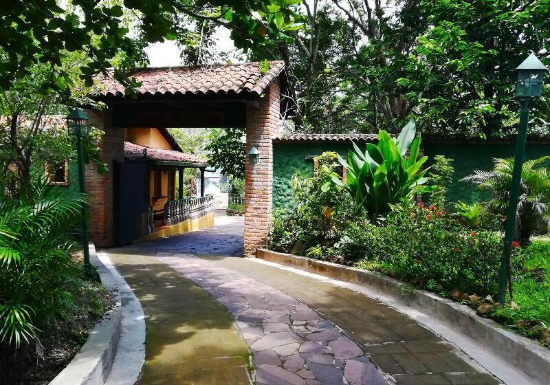 Hotel La Posada De Suchitlan