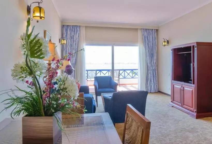 هتل Porto Marina Resort & Spa Al Alamein