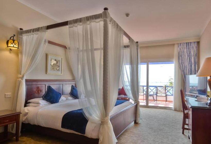 هتل Porto Marina Resort & Spa Al Alamein