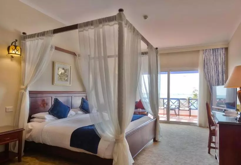 هتل Porto Marina Resort & Spa Al Alamein