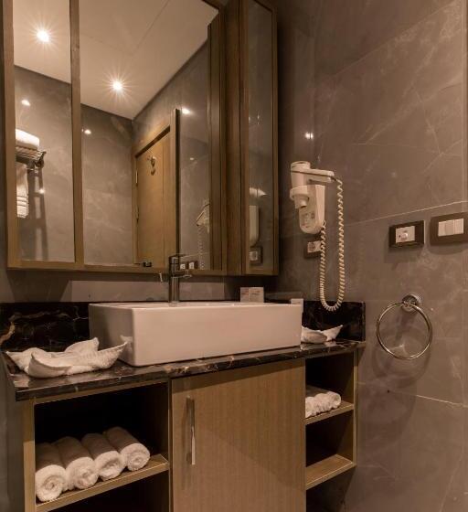 هتل Porto Marina Resort & Spa Al Alamein