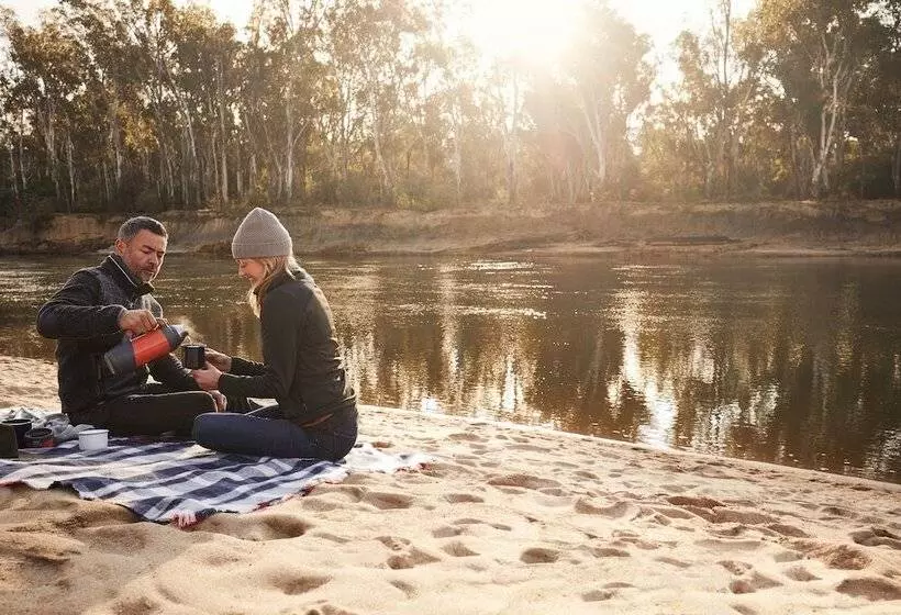 בית מלון כפרי Racv Cobram Resort