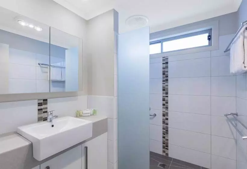 בית מלון כפרי Racv Cobram Resort