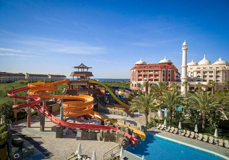 هتل Royal Taj Mahal