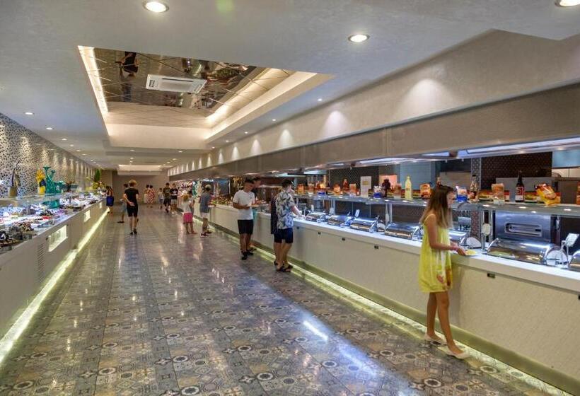 هتل Royal Taj Mahal