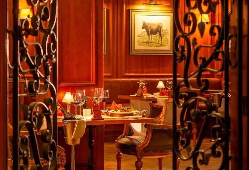 هتل Siva Grand Beach